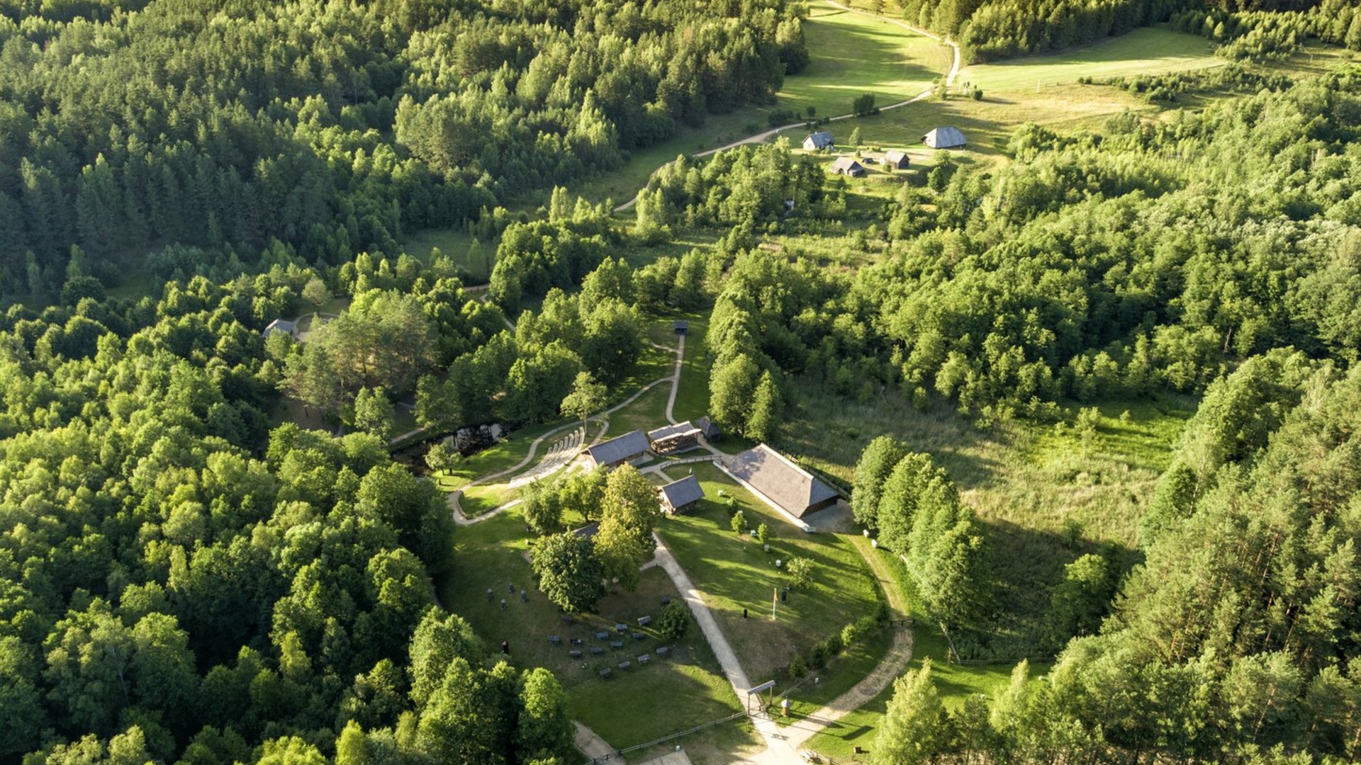 Senovinės Bitininkystės Muziejus Aparkai Lt