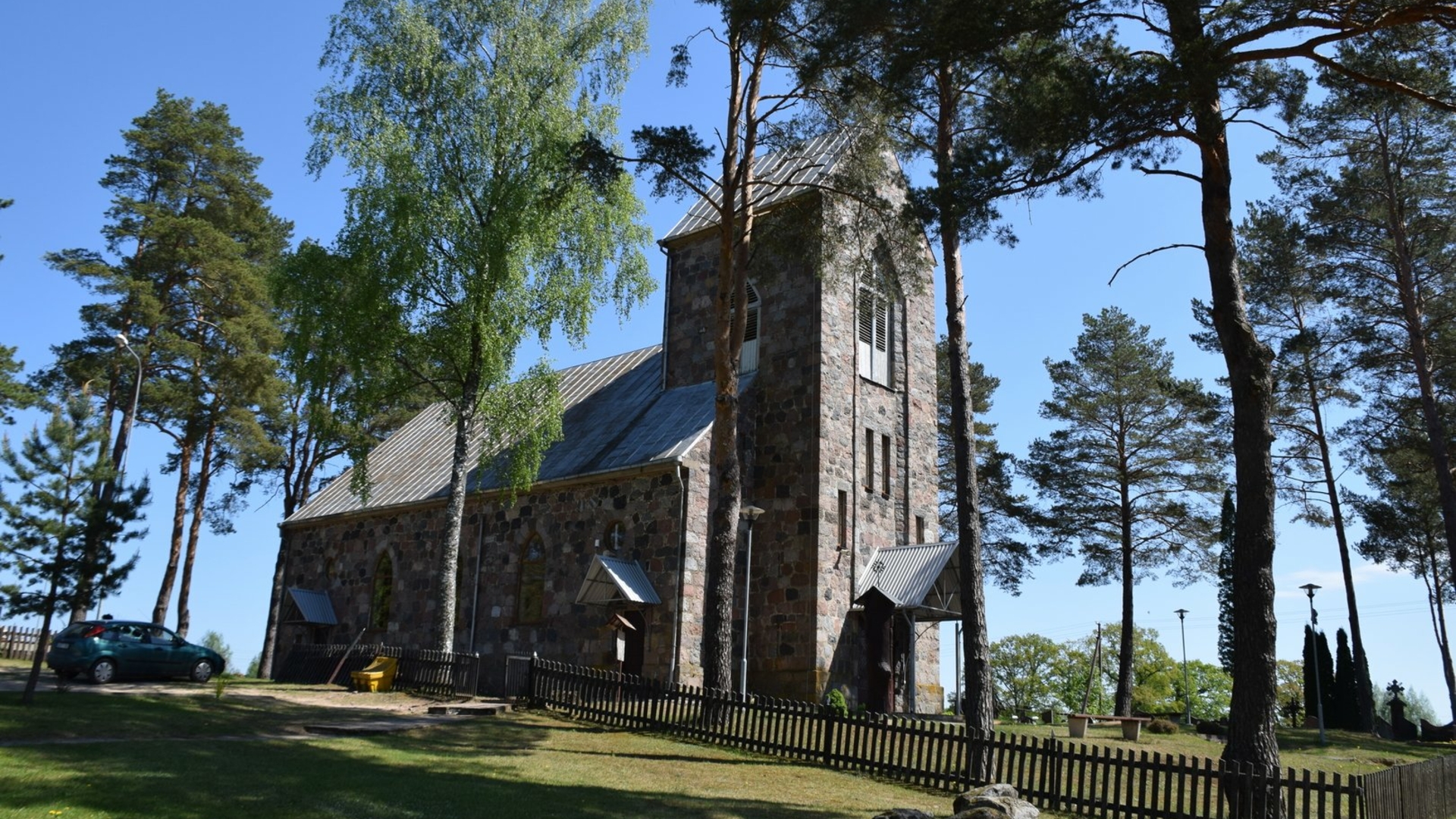 Stirniai Jāņa baptistu nolaupīšanas baznīca